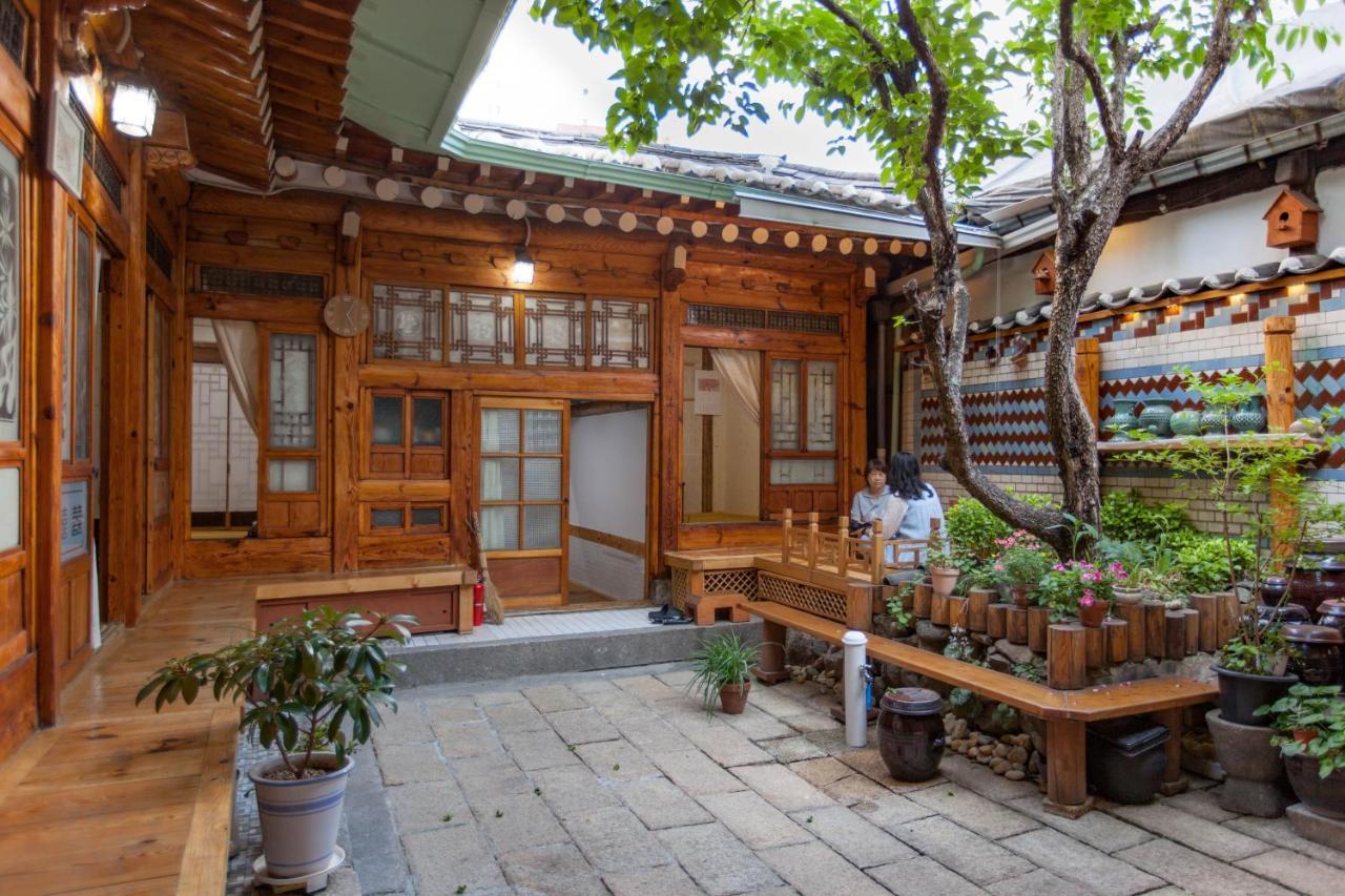 Dongmyo Hanok Sihwadang - Private Korean Style House In The Center With A Beautiful Garden Guest house