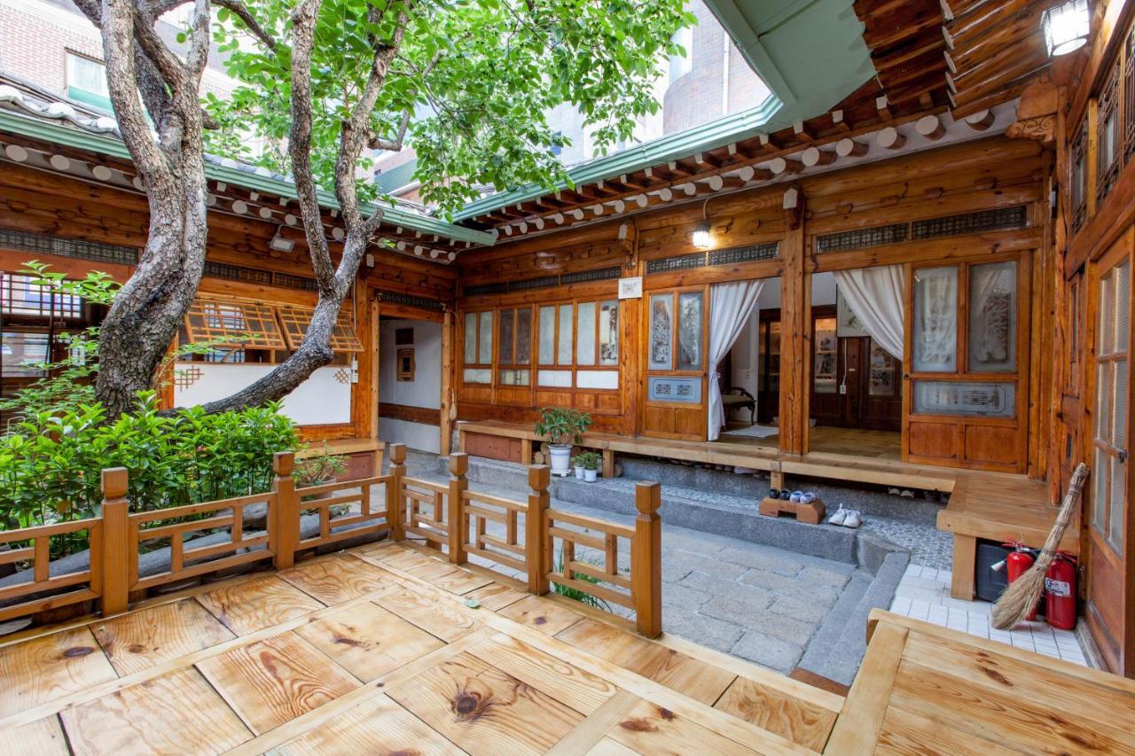 Dongmyo Hanok Sihwadang - Private Korean Style House In The Center With A Beautiful Garden Guest house *